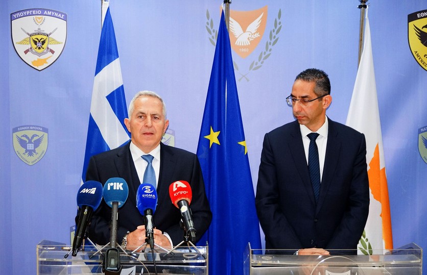 Ο υπουργός Εθνικής Άμυνας Ευάγγελος Αποστολάκης, την Τρίτη 29 και την Τετάρτη 30 Ιανουαρίου 2019, πραγματοποίησε επίσημη επίσκεψη στην Κύπρο. Σημειώνεται ότι είναι η πρώτη επίσκεψη στο εξωτερικό μετά την ανάληψη των καθηκόντων του. Μετά από την τελετή υποδοχής του στο Γενικό Επιτελείο Εθνικής Φρουράς, την Τετάρτη, ο υπουργός Εθνικής Άμυνας συναντήθηκε με τον Κύπριο ομόλογό του Σάββα Αγγελίδη